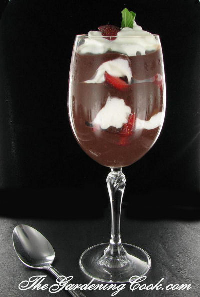 Easy Strawberry chocolate moussee