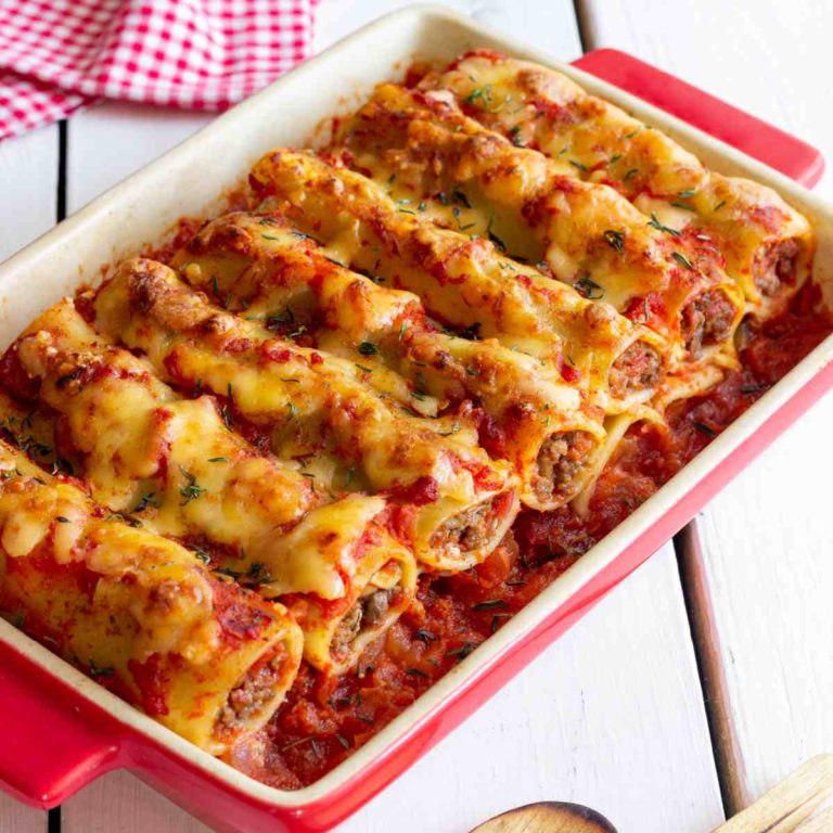 Manicotti With Meat – Hearty Ground Beef Manicotti Recipe