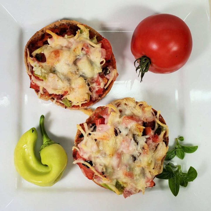 English Muffin Breakfast Pizza with Canadian Bacon