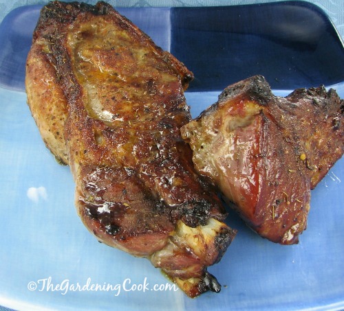 Savory BBQ short ribs. Get the printable recipe thegardeningcook.com/perfect-bbq-short-ribs
