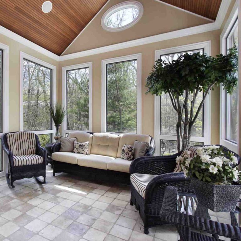 Decorating a Sunroom – Relax in style with These Sunroom Ideas