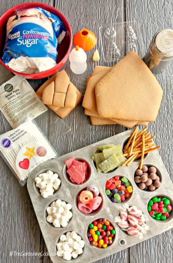 Gingerbread House Tips - 15 Tricks for Making Gingerbread Houses