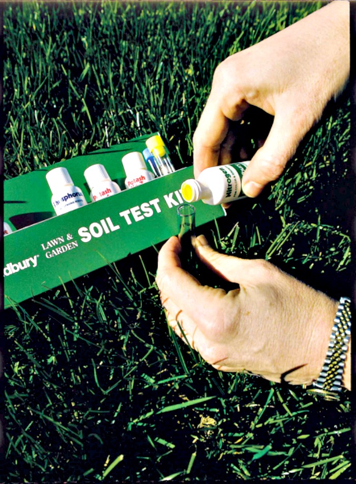 Lawn care tips #1 - Test the ph of your soil to know what nutrients your lawn needs