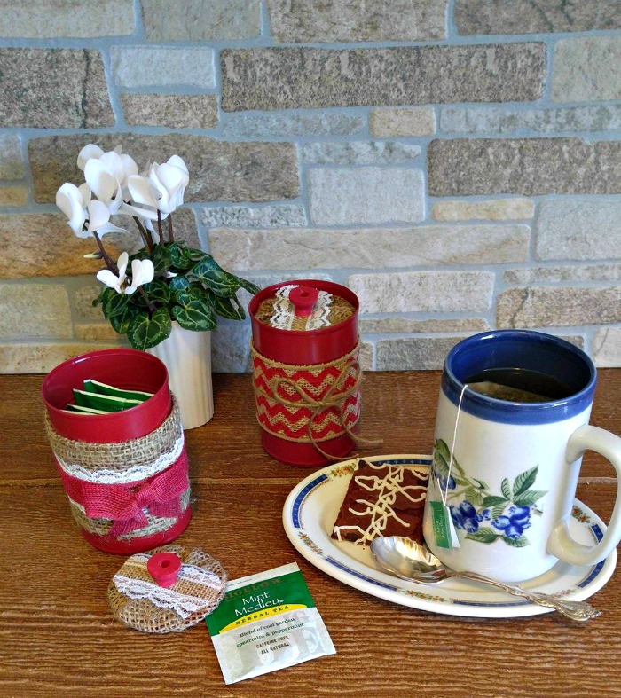 DIY Burlap Tea Bag Jars and a cup of tea