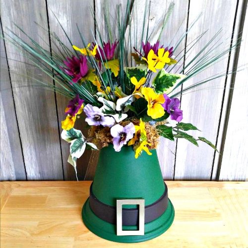 Leprechaun Hat Centerpiece St Patrick S Day Diy Table Decoration