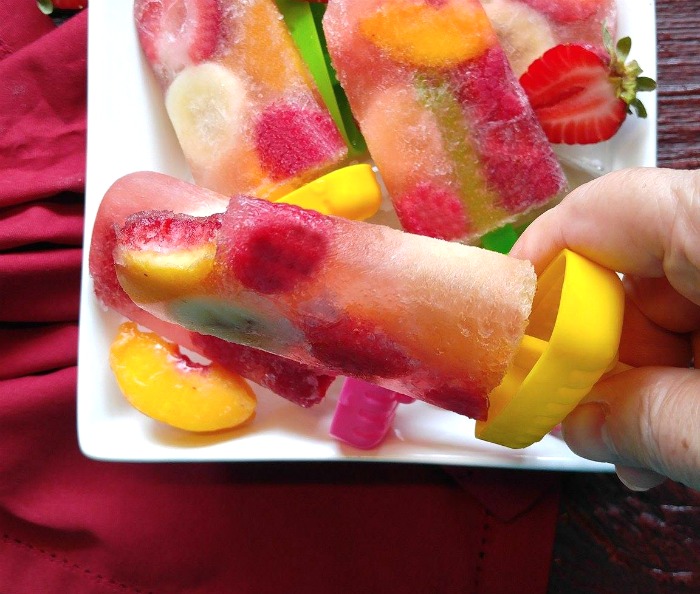 Take a bite of these boozy popsicles