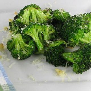 Lemon Garlic Broccoli - Tasty Side Dish