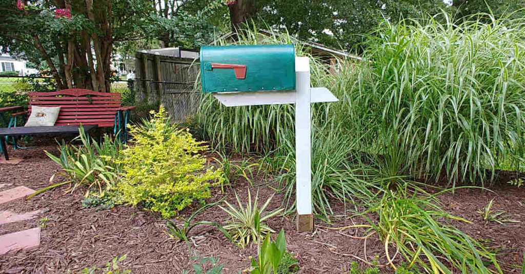 Garden Tool Storage Idea Mailbox DIY Check Out My Garden Tool Kit